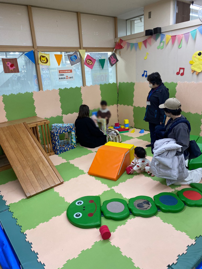 小さい子の遊び場
