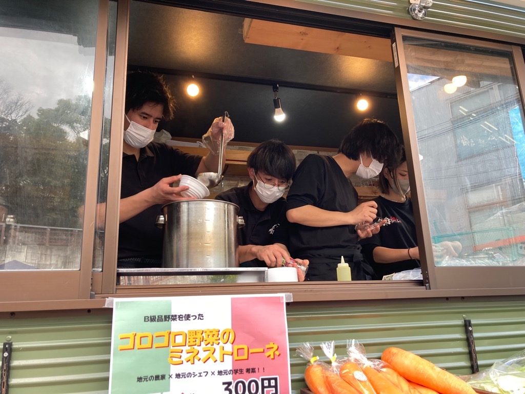 キッチンカー