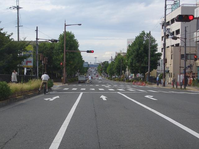 (写真)古市駅方面からお越しの方