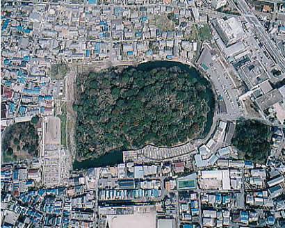 墓山古墳全景
