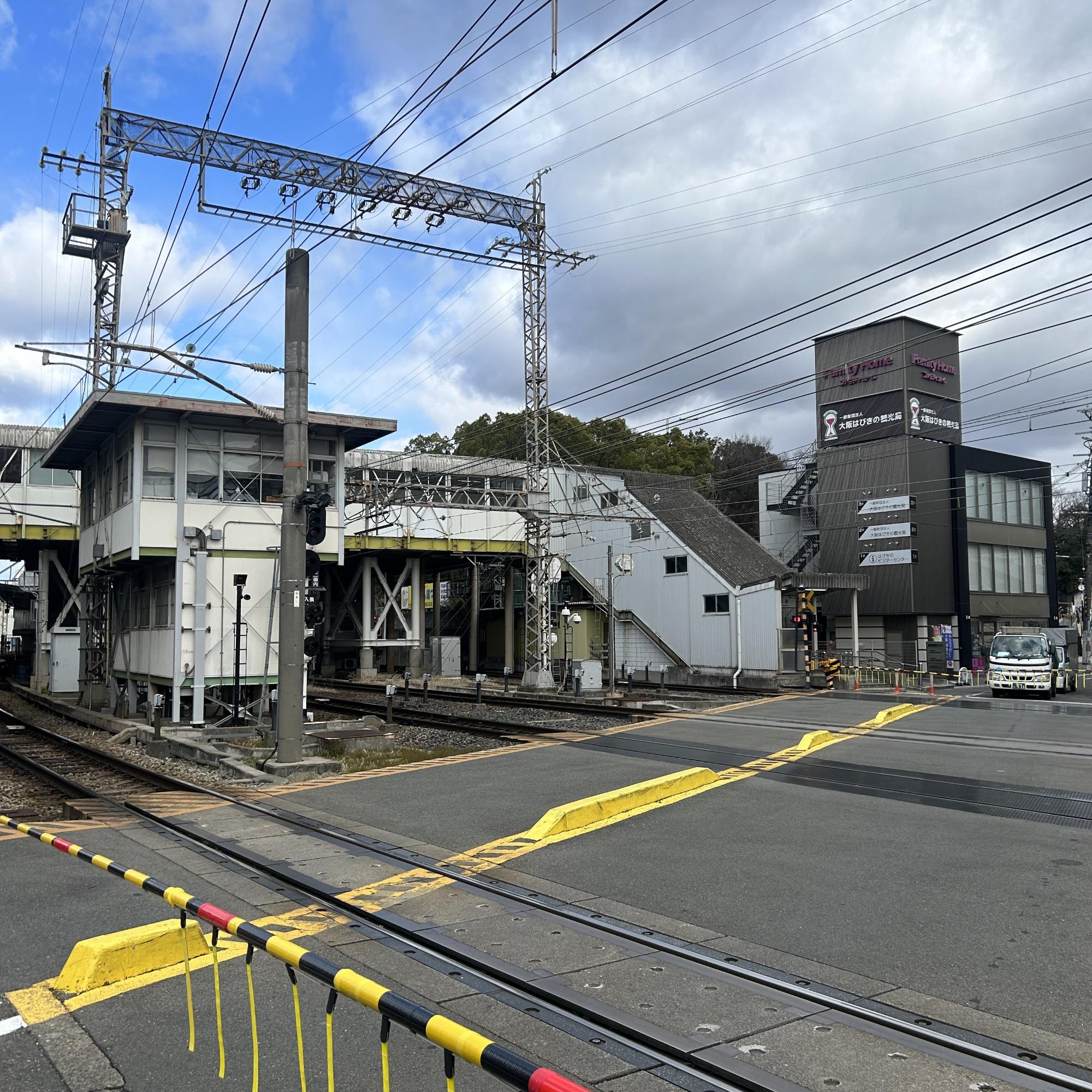 古市駅2