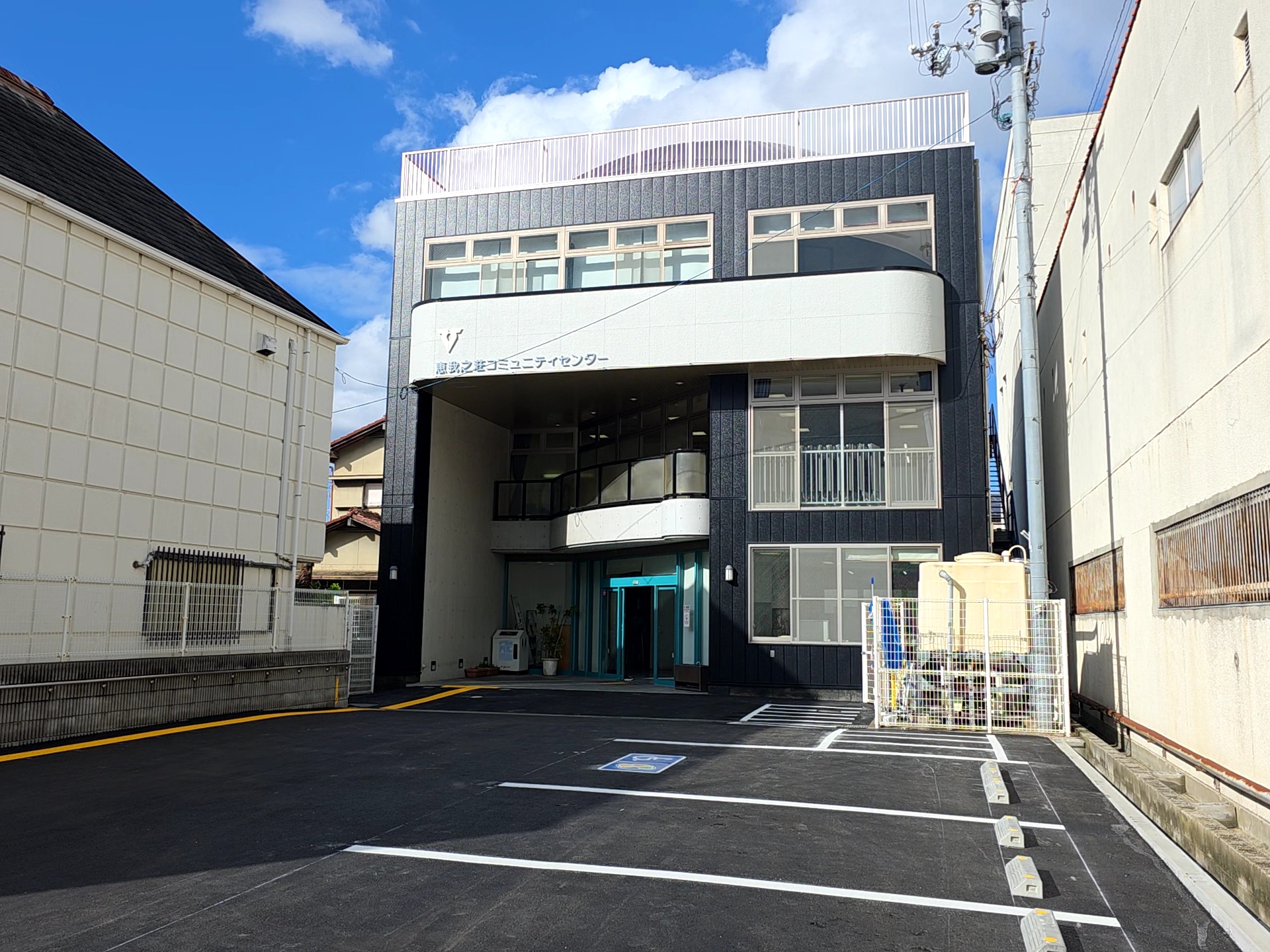 恵我コミ外観