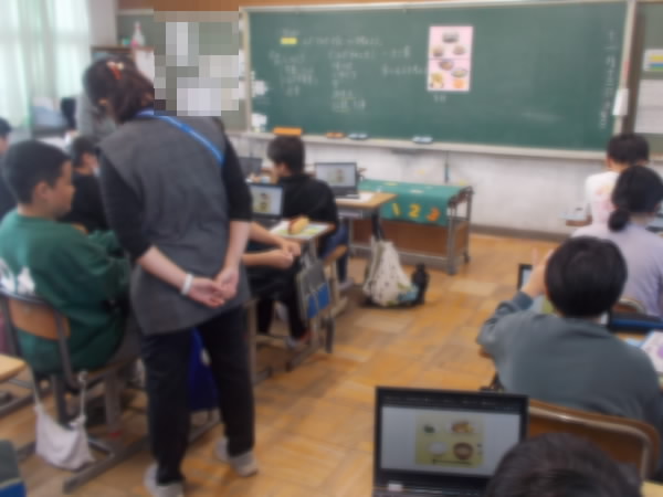 6年家庭科授業のようす
