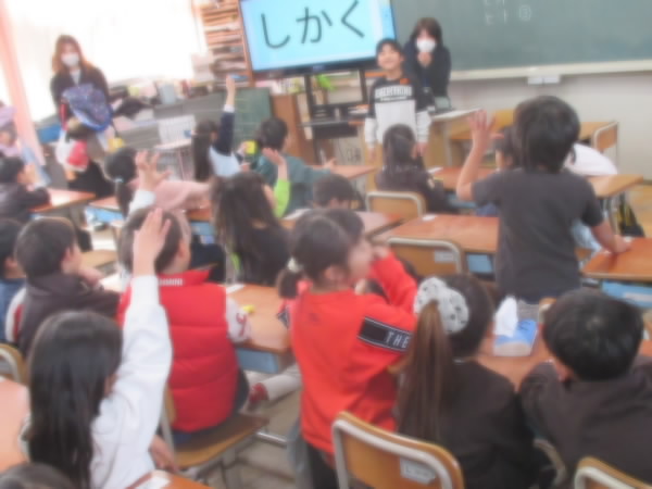 260220_体験入学でのクイズのようす