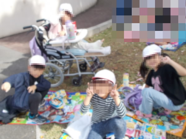 1年遠足弁当のようす
