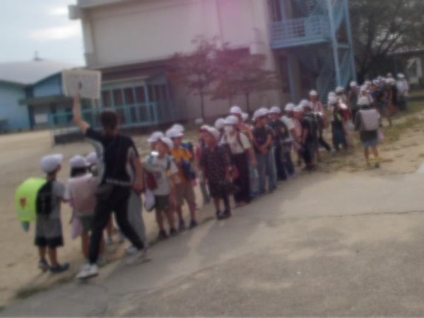 251002_下校前の整列のようす