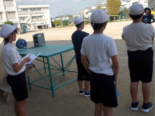 251007_児童会が練習しているようす
