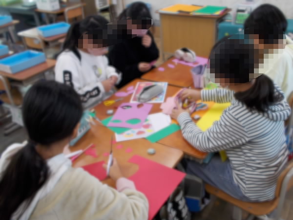 掲示委員会が制作している