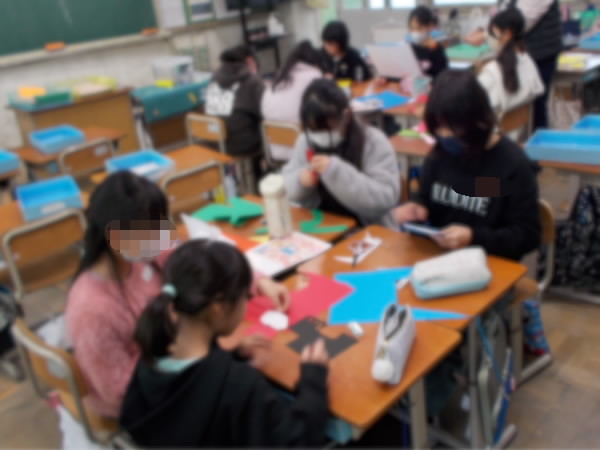 掲示委員会