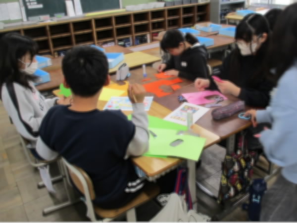 260225_掲示委員会のようす