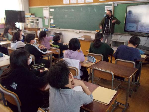 250214_52ALTによる外国語の授業